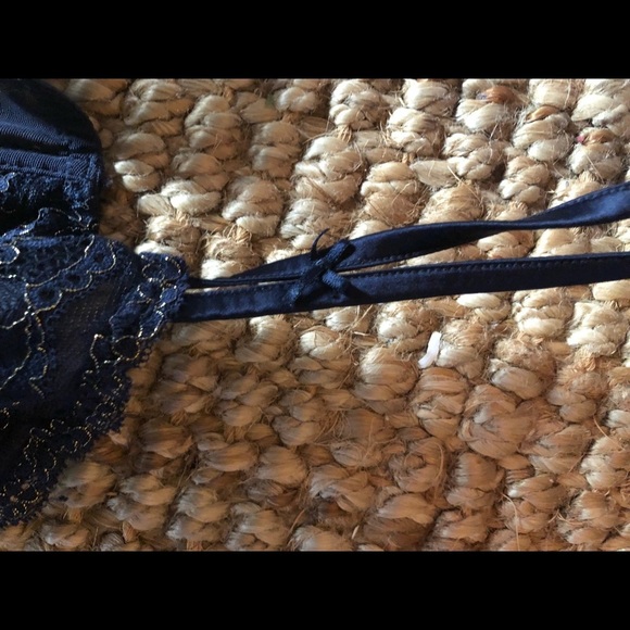 Navy Blue Blush Lace Sheer Bra Underwire womens sz 36C - Picture 3 of 4
